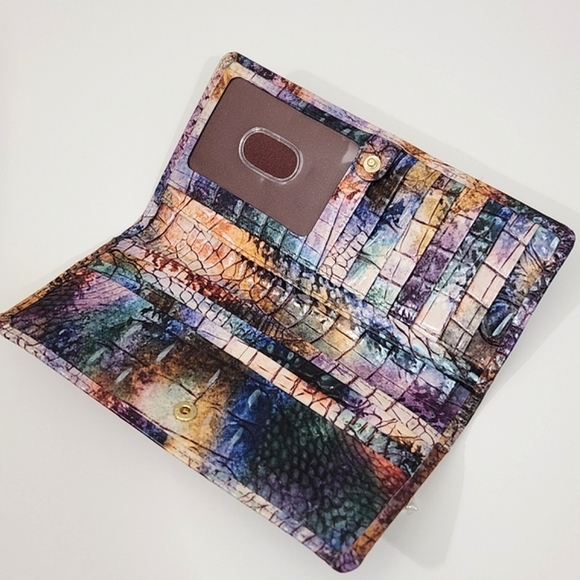 NEW BRAHMIN ADY WALLET WOODLAND MELBOURNE LEATHER. Item #143 - Picture 4 of 6